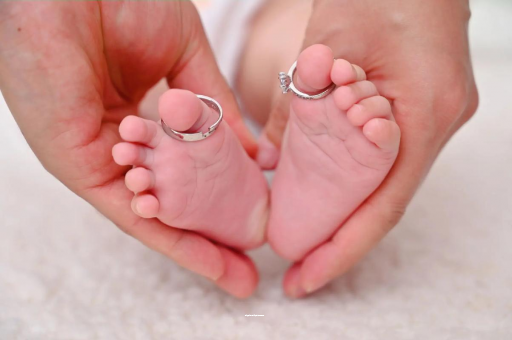 黔南孕妇两个月肚子疼